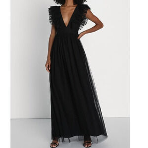LULU'S SZ M Black Simply Delighted Ruffled V-Neck Sleeveless Maxi Dress NEW 0B9